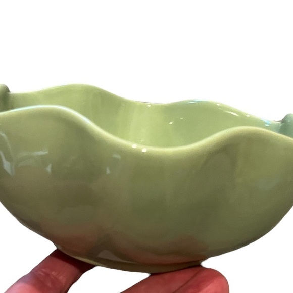 Southern Living @ Home Gail Pittman Hospitality Collection Wavy Cereal Bowl - Picture 3 of 6